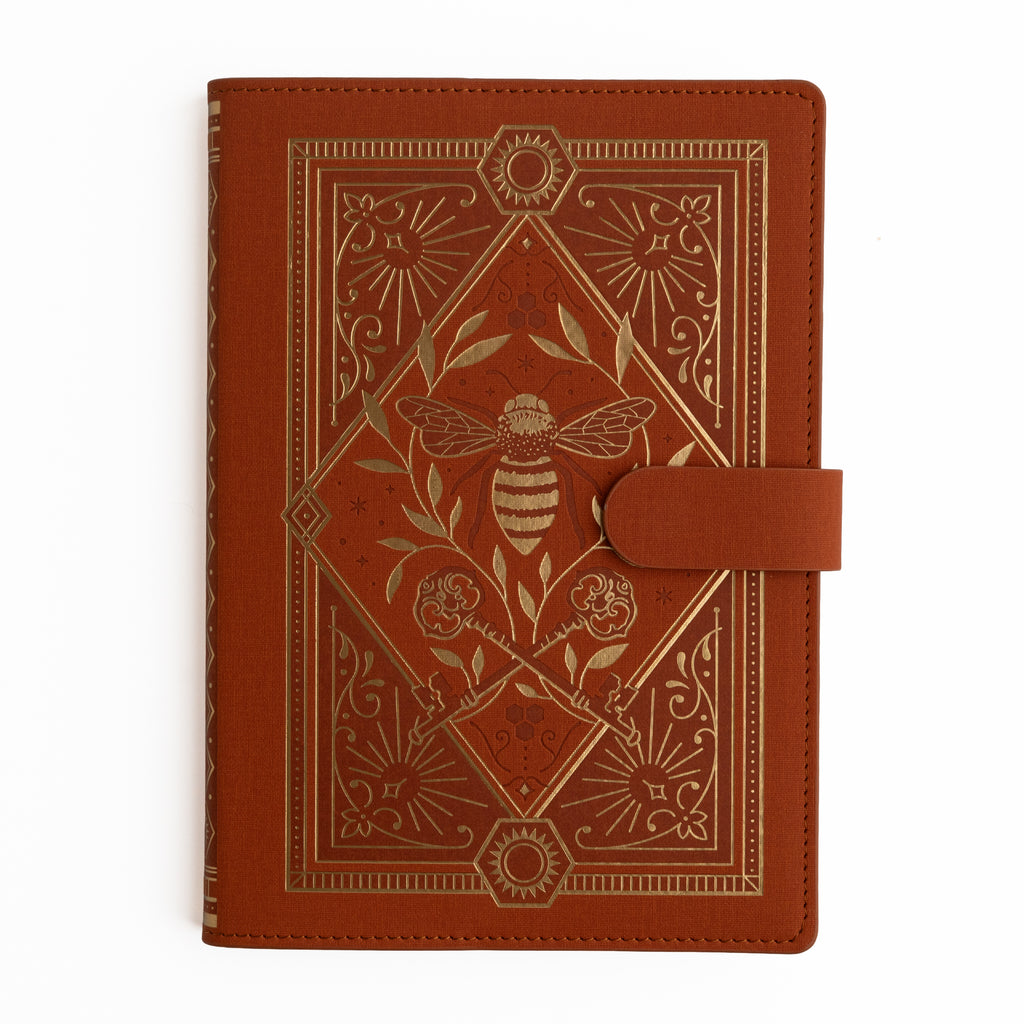 A5 Everyday Deluxe System: Keeper of the Bees in Rust - Archer and Olive